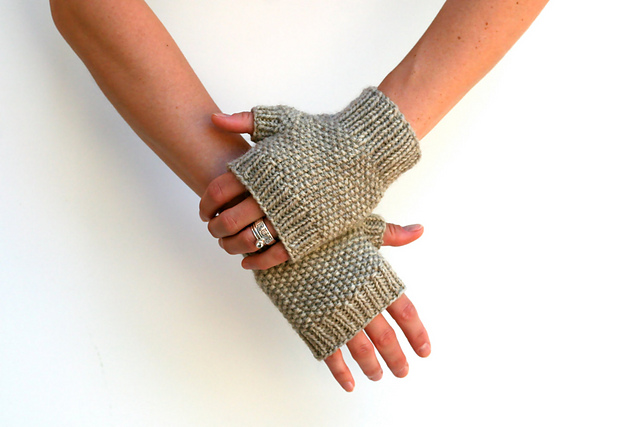 Nature Walk Mitts