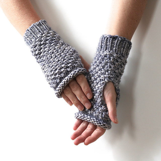 Amna Mitts