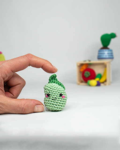Ava sprout bean amigurumi