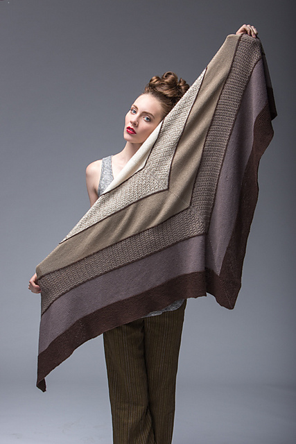 Carrara Shawl