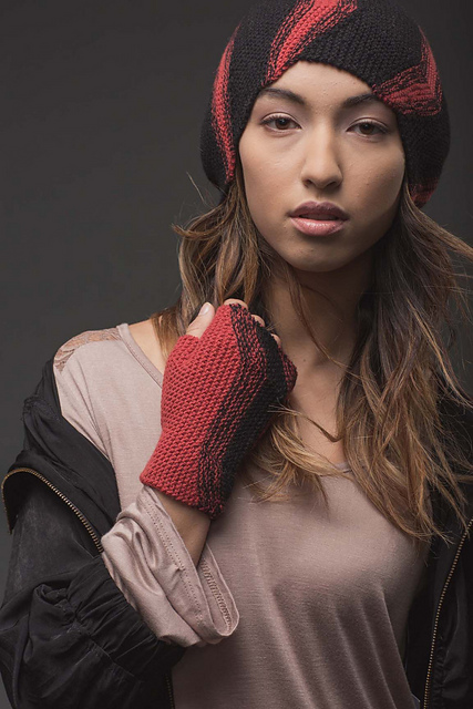 Awry Mitts