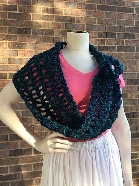 Meandering Pathways Cowl