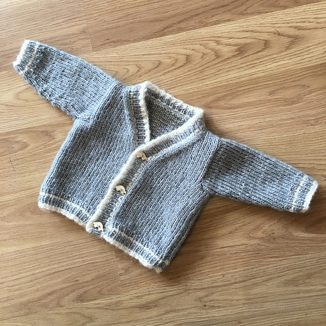 1279 V-Neck Cardigan