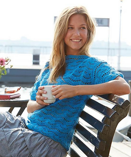 S9013 Pullover in Wave Pattern