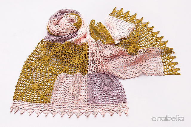 Mary square scarf