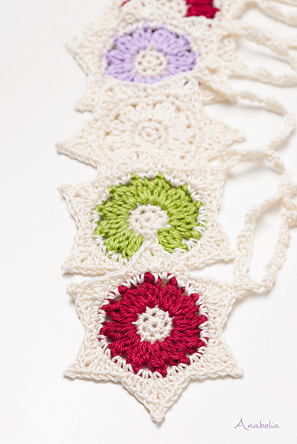 Christmas Stars Garland