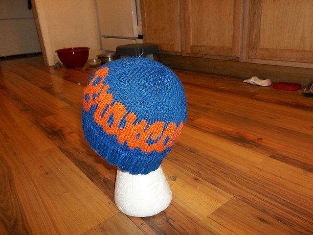 Boise State Bronco Button Beanie Kit