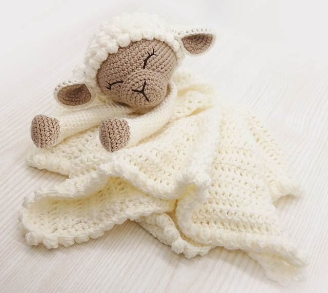 Lamb Blanket Toy