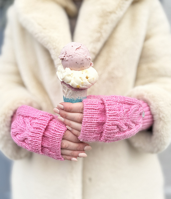 Claremont Pocket Mittens