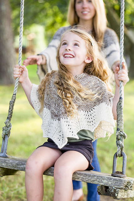 Deeside Poncho Mini