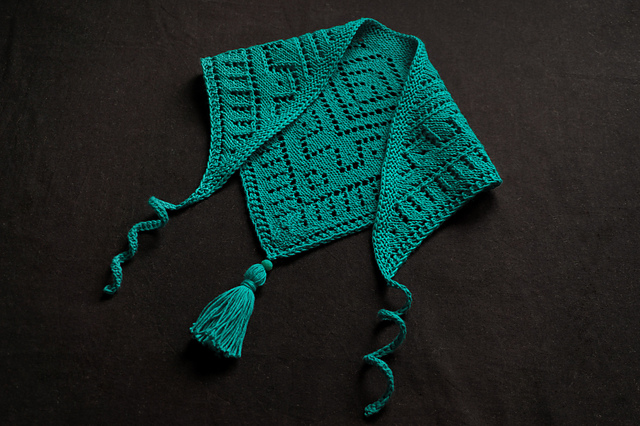 Caribbean Sea bandana (knit)