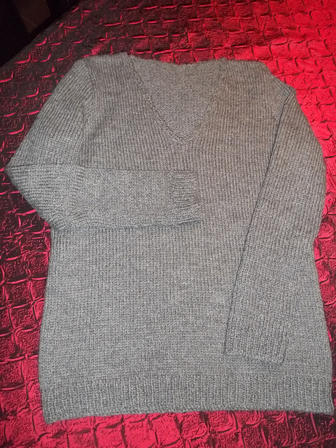 863 - Pull Femme