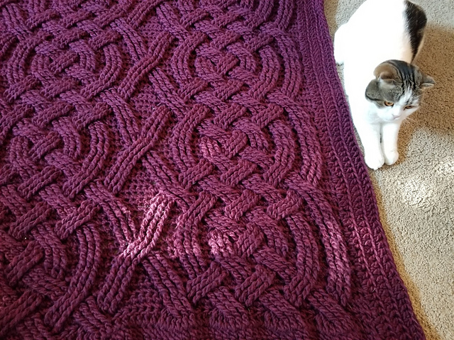 Cloverhill Cable Blanket