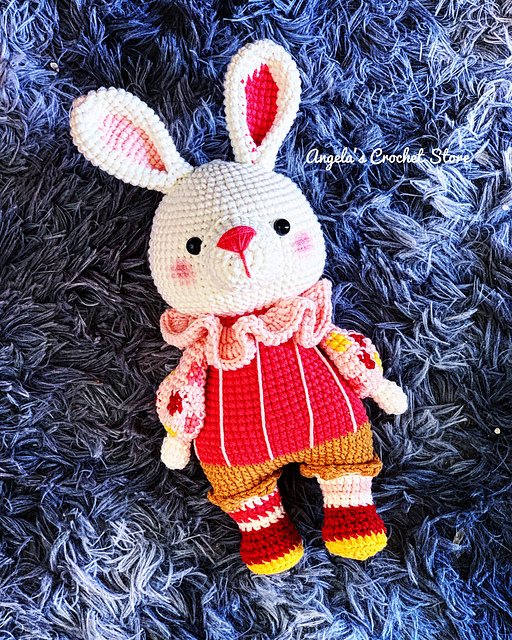 Ravelry: Anna the Circus Bunny pattern by Angela Ai Quynh