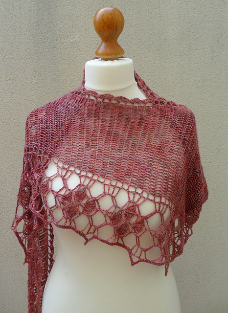 Rosa-rosae shawl crochet