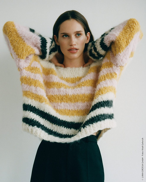 # 15 Pullover glatt rechts in Streifen