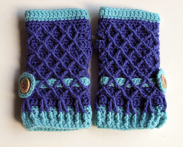 Crochet Mittens "LATTICE"