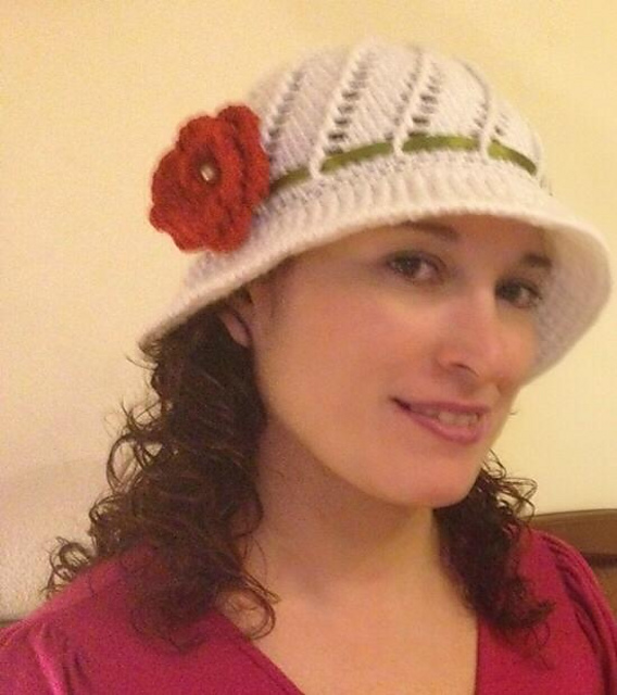 Swirl cloche hat