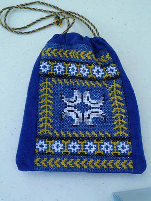 Caid Crescents Pouch
