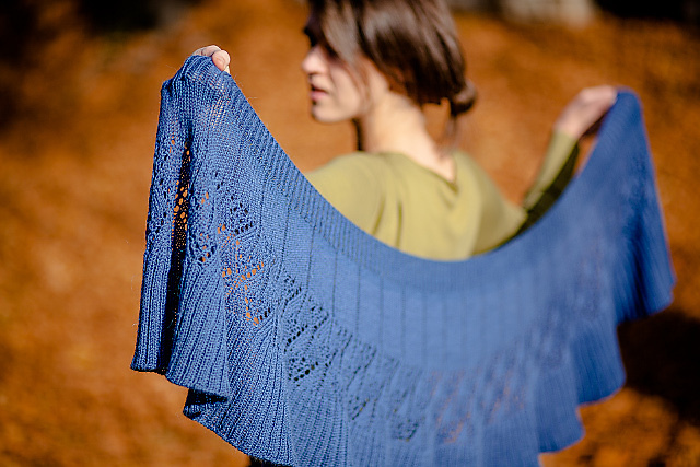 Ravelry: Icy Rivulet pattern by Kristina Vilimaite