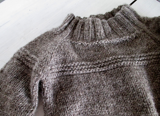 Relay sweater