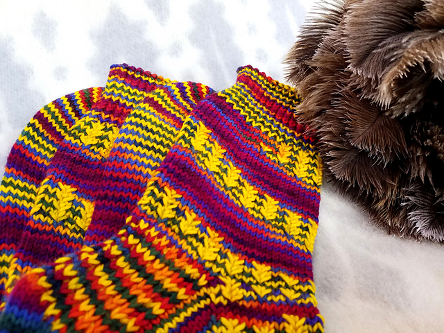 Fan Duster Socks