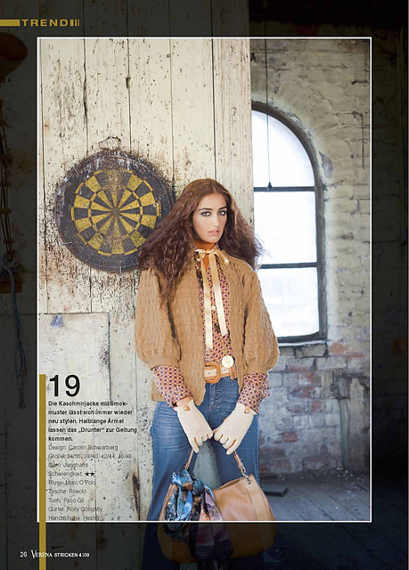 Modell 19 - Kaschmirjacke mit Gloquemuster