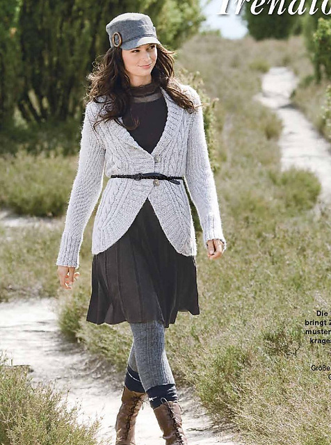 #06 Jacke mit Zopf-/Rippen­muster und Schalkragen