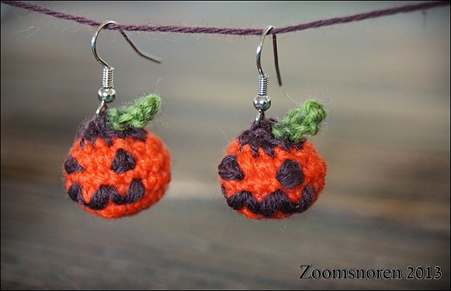 Halloween pumpkin earrings