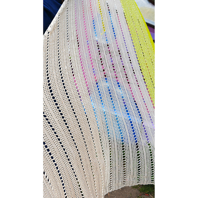 Donna I feel love Shawl
