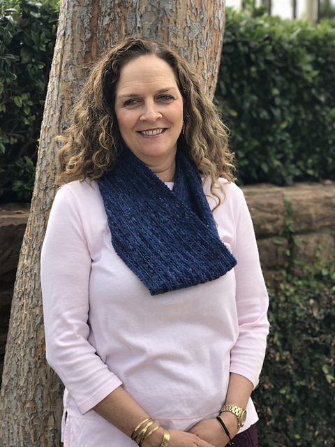 Blue Lobstah' Cowl