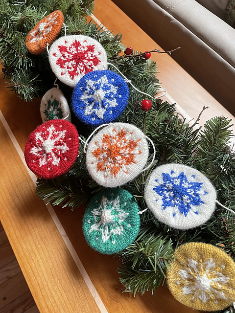 Snowflake Tam Garland