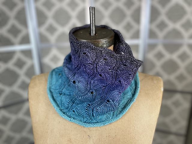 Fading Memories Cowl 2023