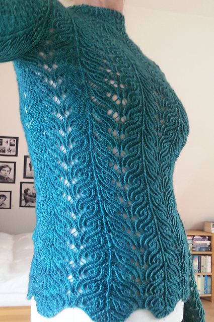 Ravelry: Anna-Birgitta's Curled Sweater