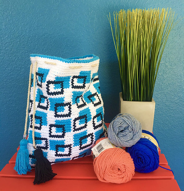 Border Split Tapestry Pouch