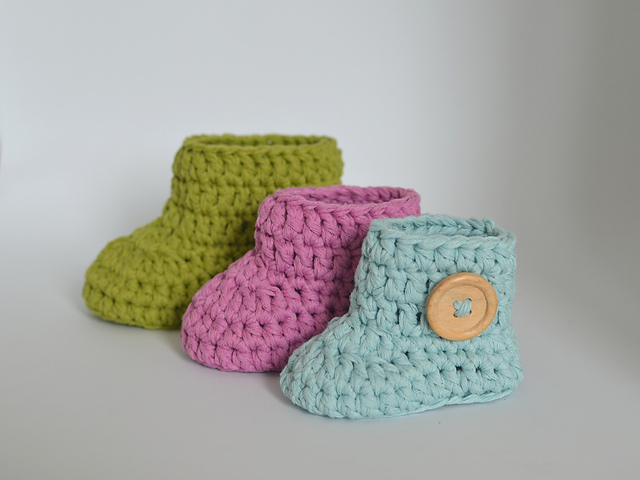 Simple baby booties