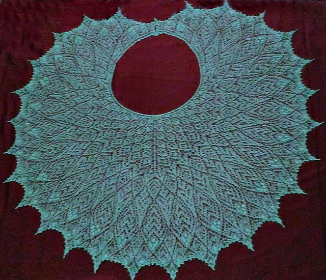 Lacy Foliage Shawl