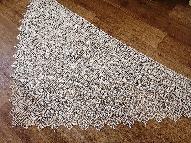 Nectarberry Shawl