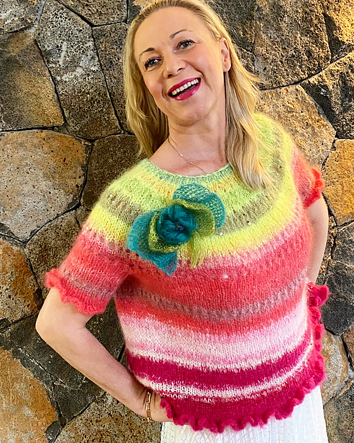 The Dragonfruit Pullover