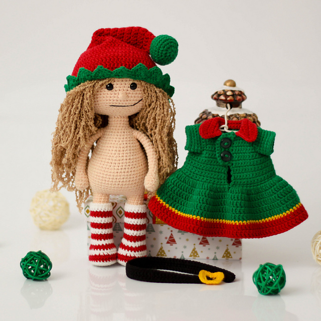 Christmas Elf outfit for crochet doll
