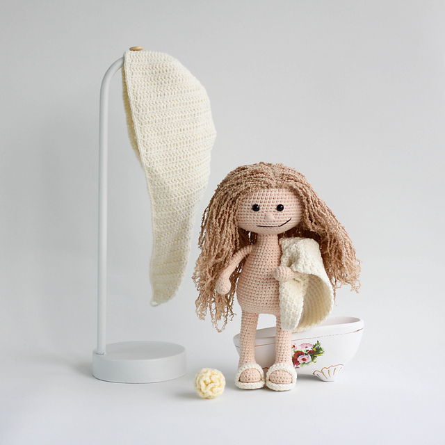 bath set for Jennifer