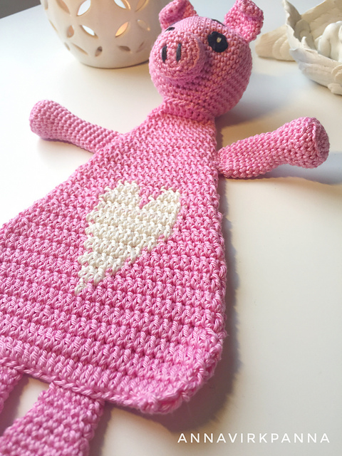 Heart Pig Ragdoll
