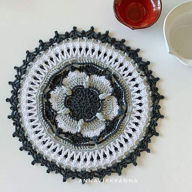 Artemisia Mandala