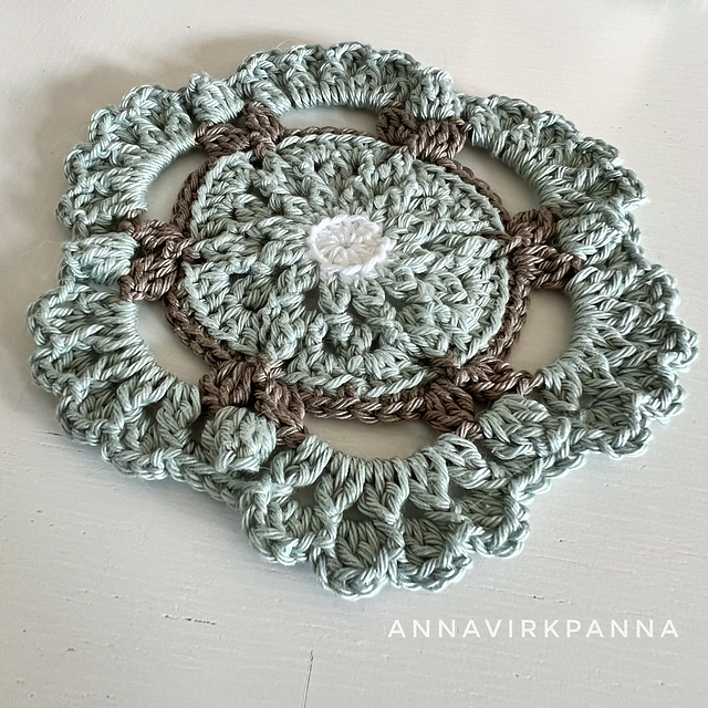 Romantic coaster
