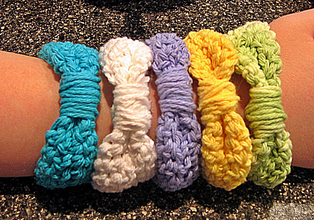 Easy Bow Bracelet