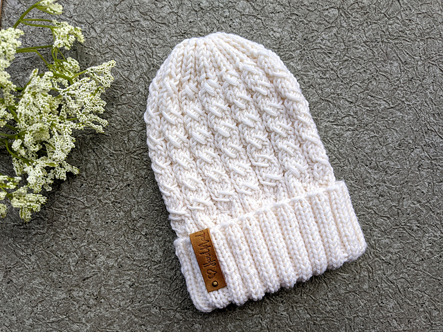 Lunar Cable Hat