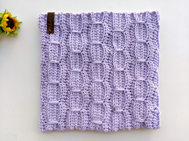 Wavy Stitch Cowl