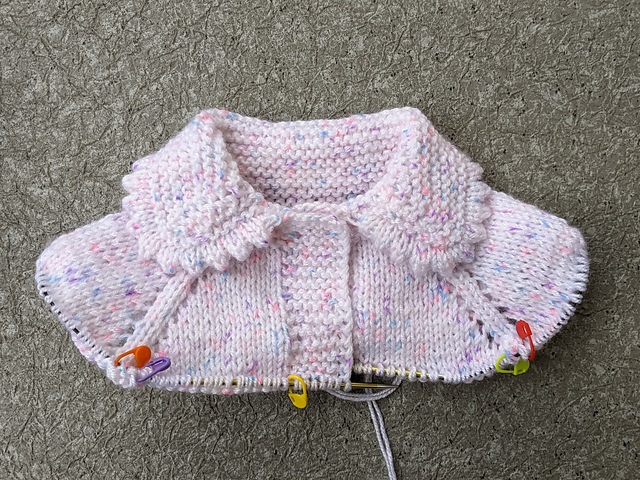 Collar for Baby Cardigan