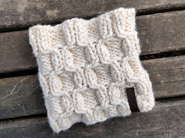 Broadway Cowl
