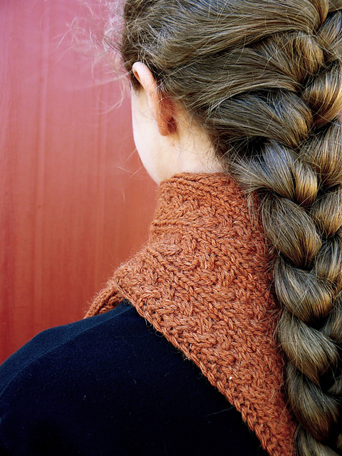 Delicate Neckwarmer
